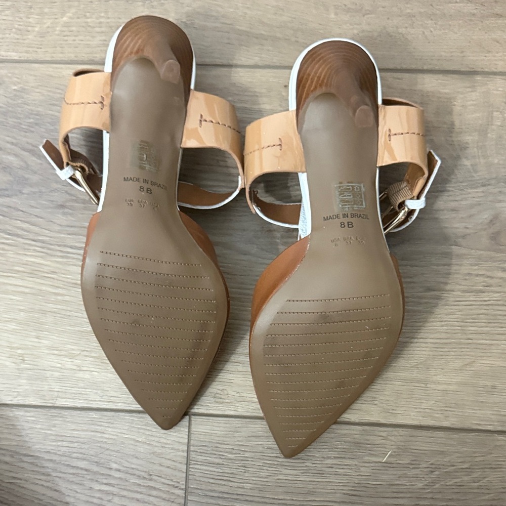 Chic Tan and White Women's Heels - Picture 7 of 9